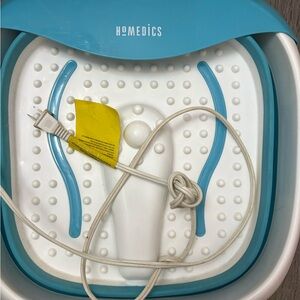 HoMedics Blue and White Collapsible Vibrating Foot Spa